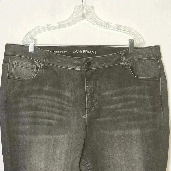 NWT Lane Bryant Mid Rise Super Stretchy Skinny Black Distressed Jeans SZ 24 - Picture 2 of 12